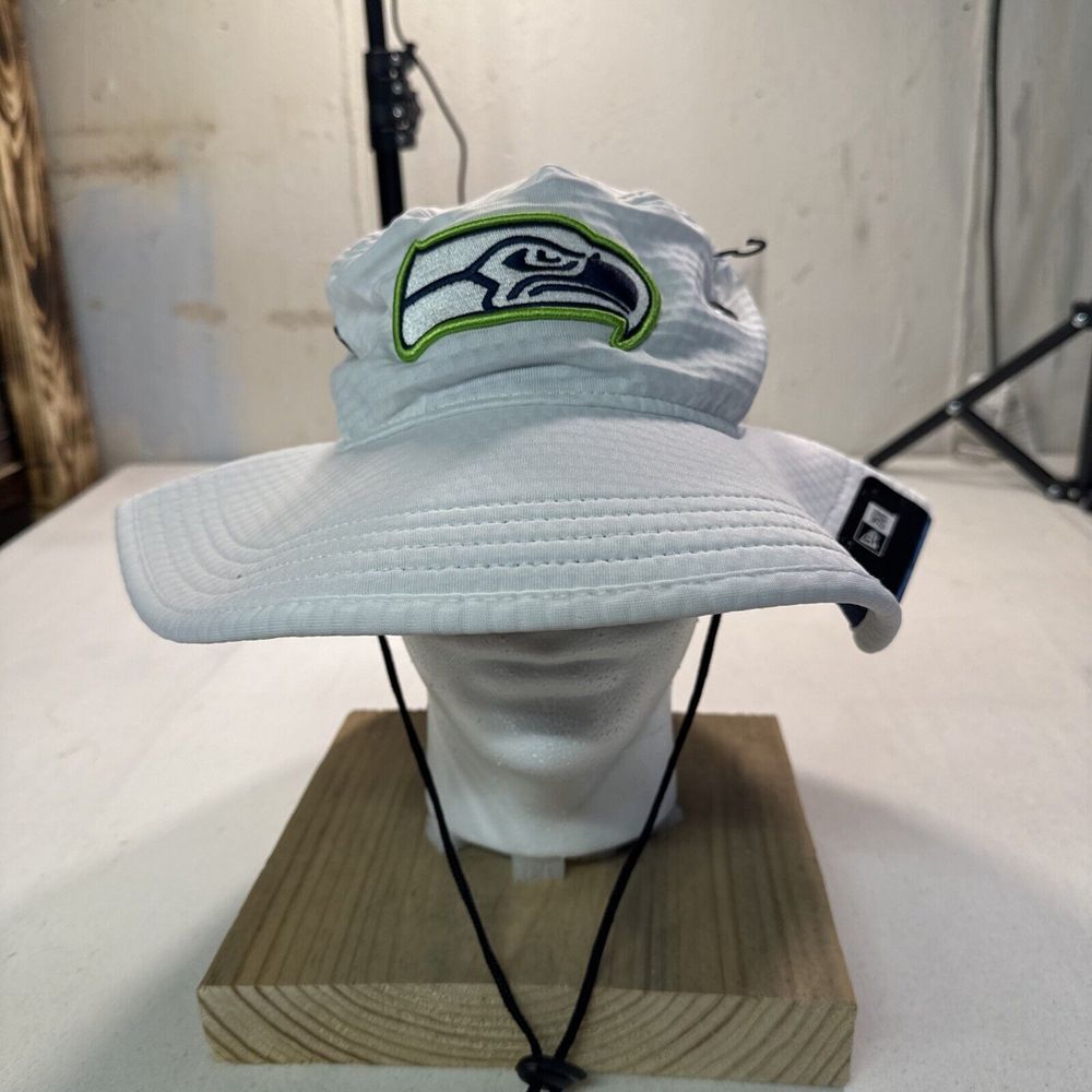 New Era Seattle Seahawks 2024 Training Camp White Panama Bucket Hat‎ Men's OSFM
